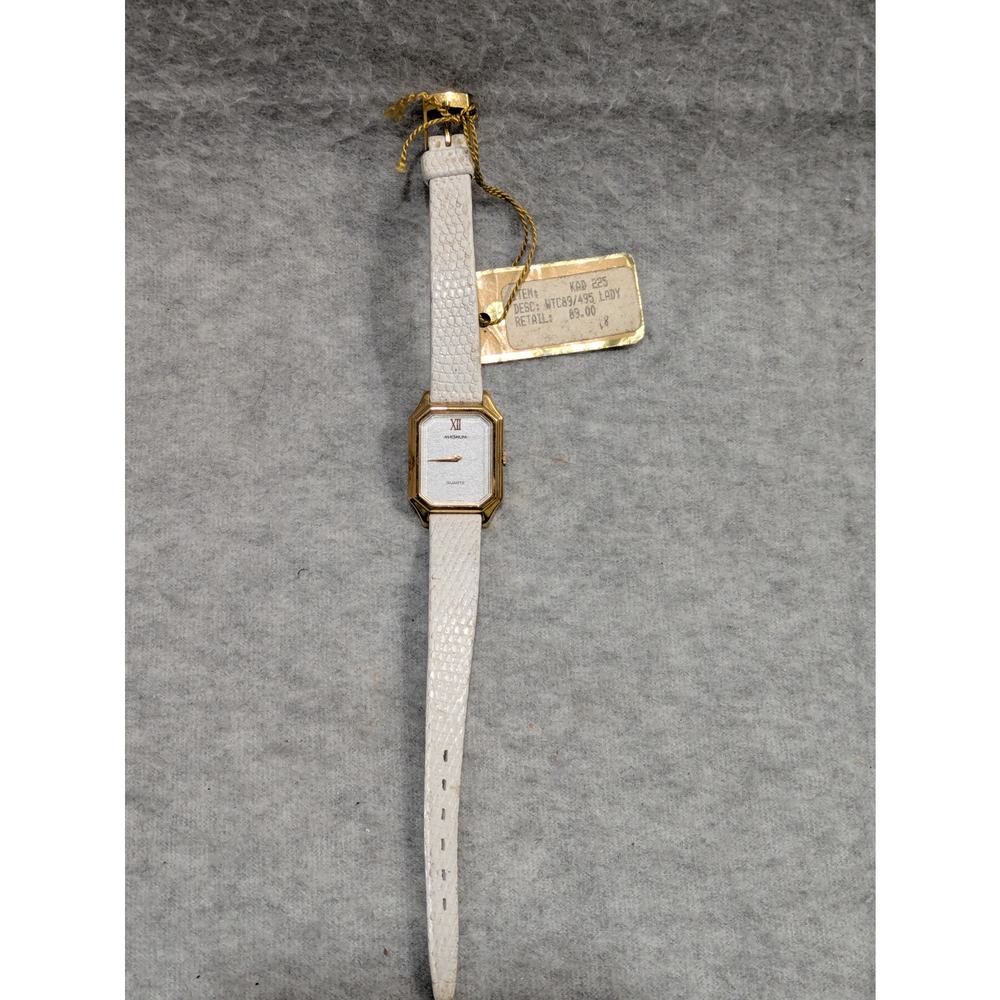 Magnum Wristwatches Women White Leather Band Gold Case‎ Dial & Hand NWT